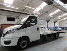 21 21 Iveco Daily 35S14B