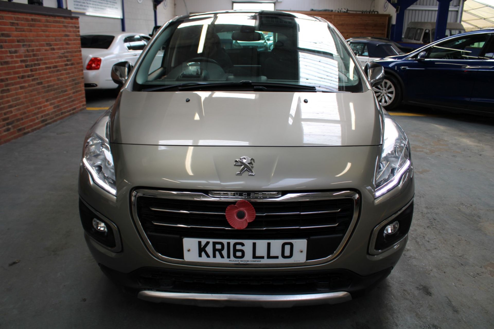 16 16 Peugeot 3008 Allure Blue HDI - Image 2 of 33