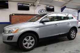 59 09 Volvo XC60 S AWD D5