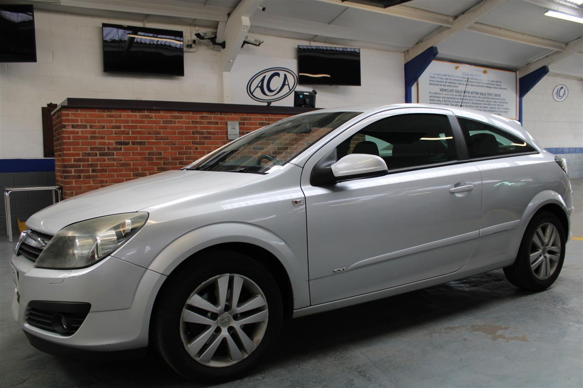 08 08 Vauxhall Astra SXI