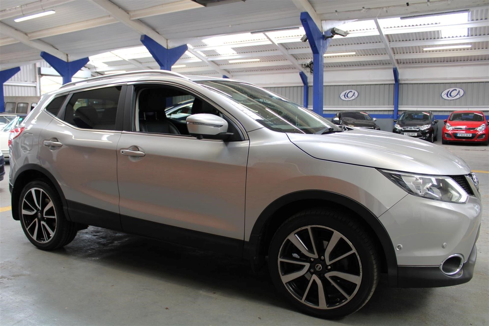 15 15 Nissan Qashqai Tekna DCI - Image 30 of 35