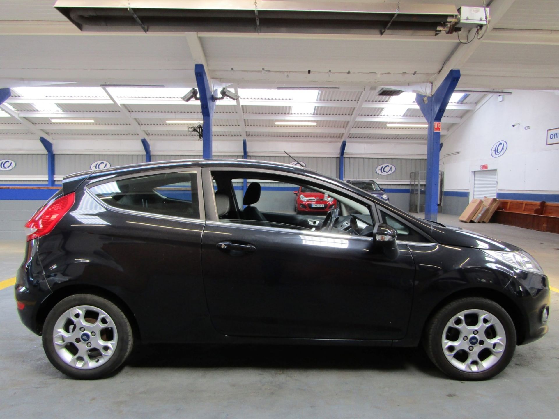 61 12 Ford Fiesta Zetec TDCI 70 - Image 26 of 32