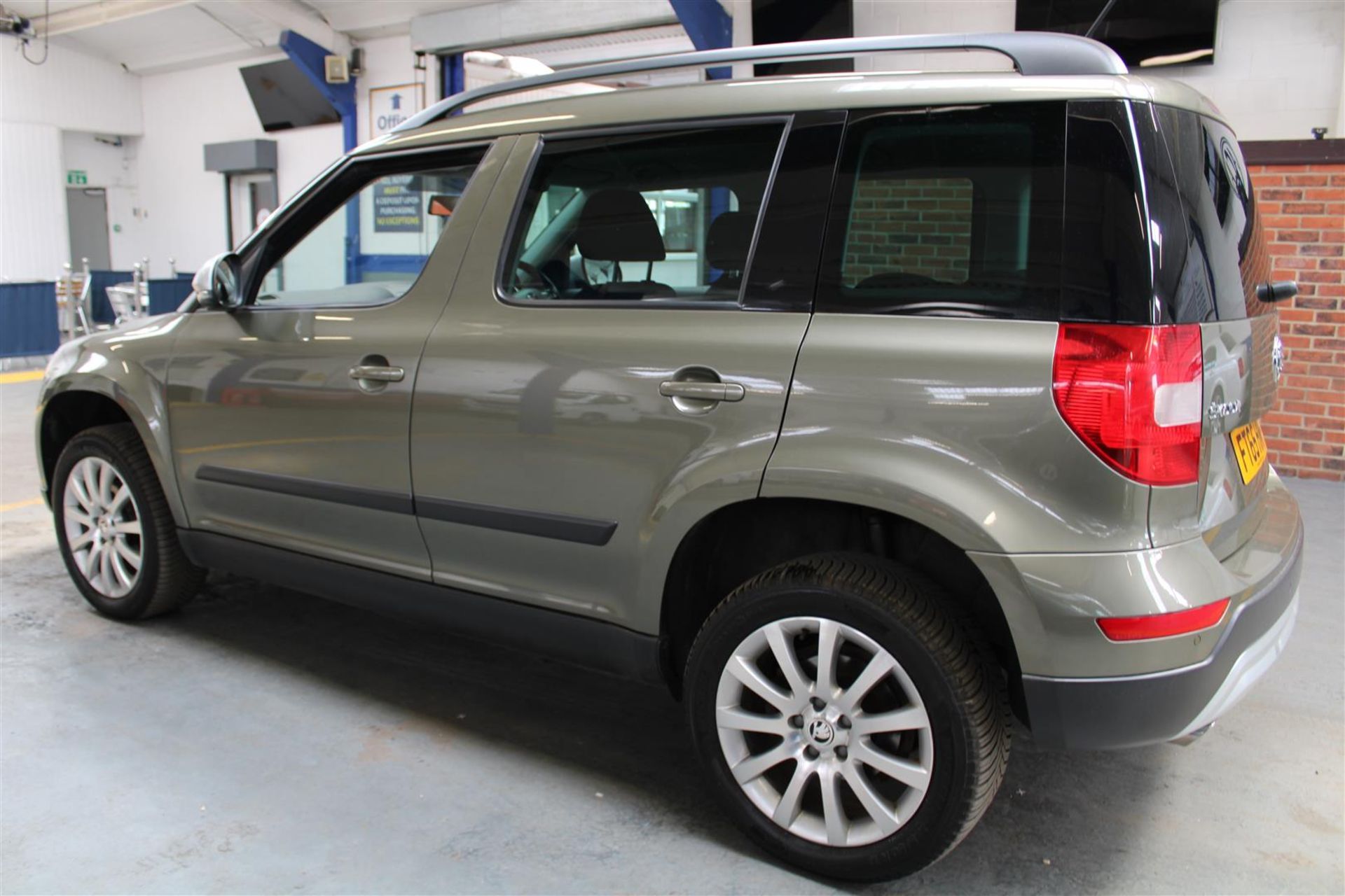 65 15 Skoda Yeti Outdoor SE TDI SCR - Image 28 of 29