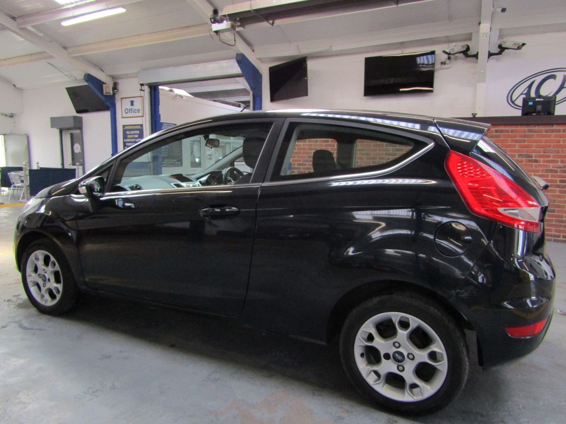 61 12 Ford Fiesta Zetec TDCI 70 - Image 31 of 32