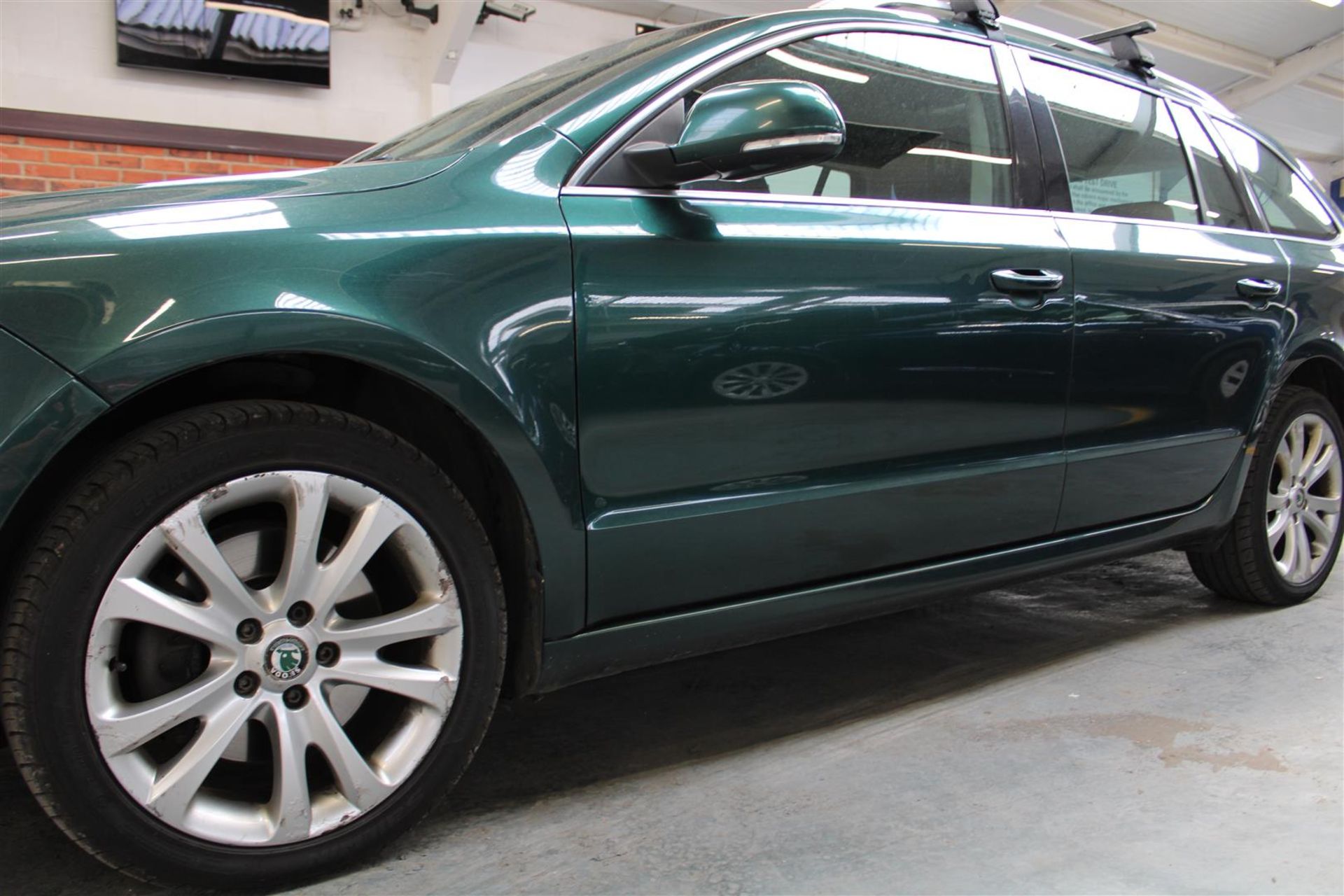 60 10 Skoda Superb SE TDI CR 140 - Image 18 of 30