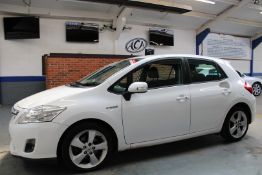 60 10 Toyota Auris Hybrid T Spirit