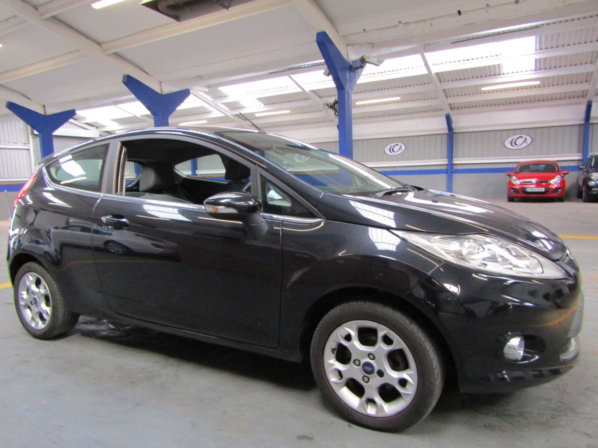 61 12 Ford Fiesta Zetec TDCI 70 - Image 25 of 32