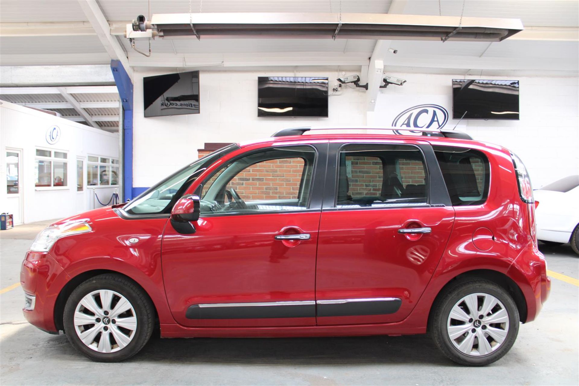 62 12 Citroen C3 Picasso Excl HDI - Image 29 of 29