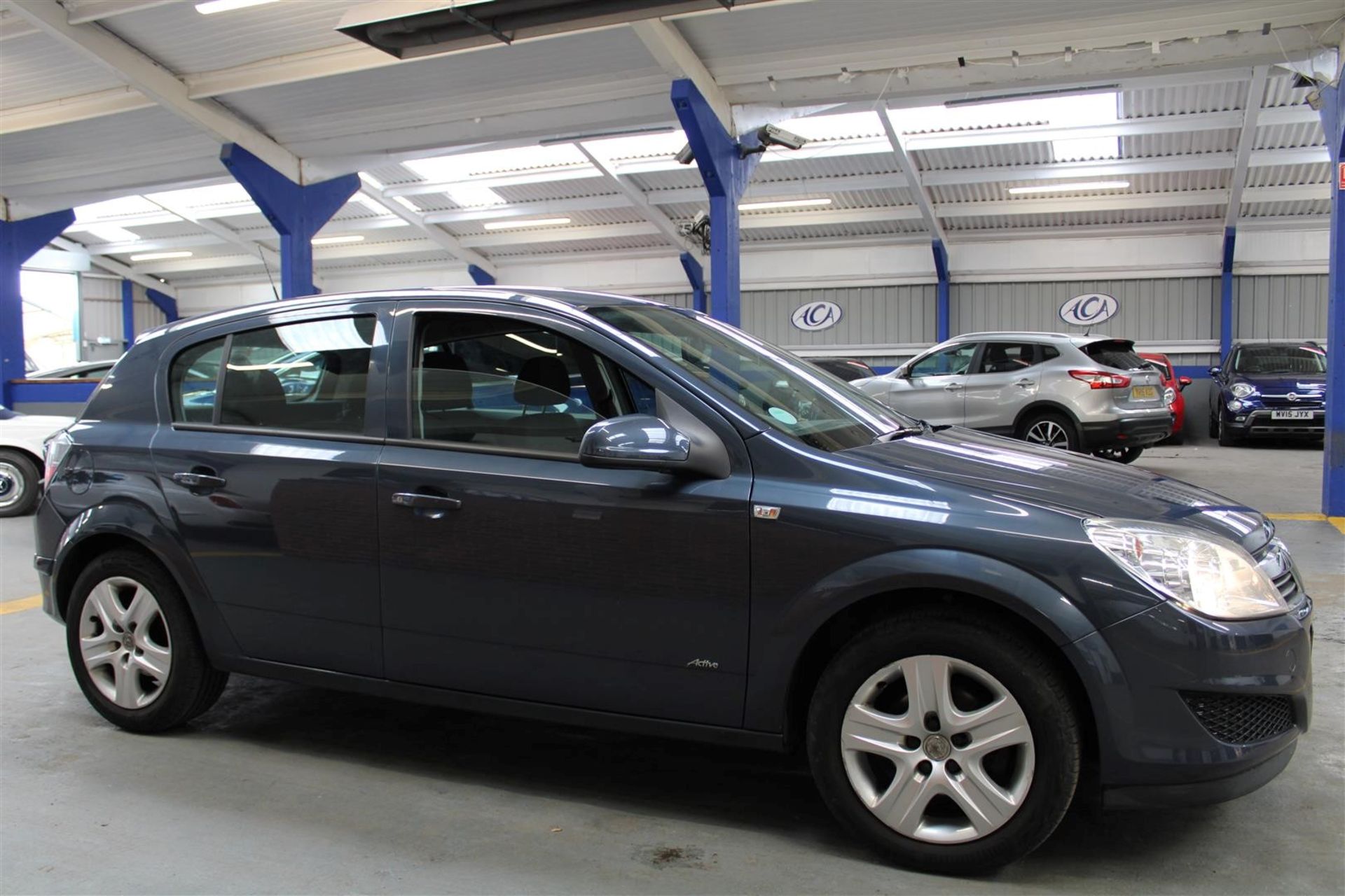 59 09 Vauxhall Astra Active - Image 25 of 27