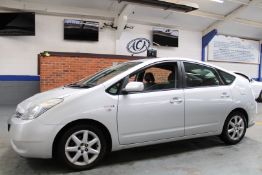 56 06 Toyota Prius T Spirit VV-I