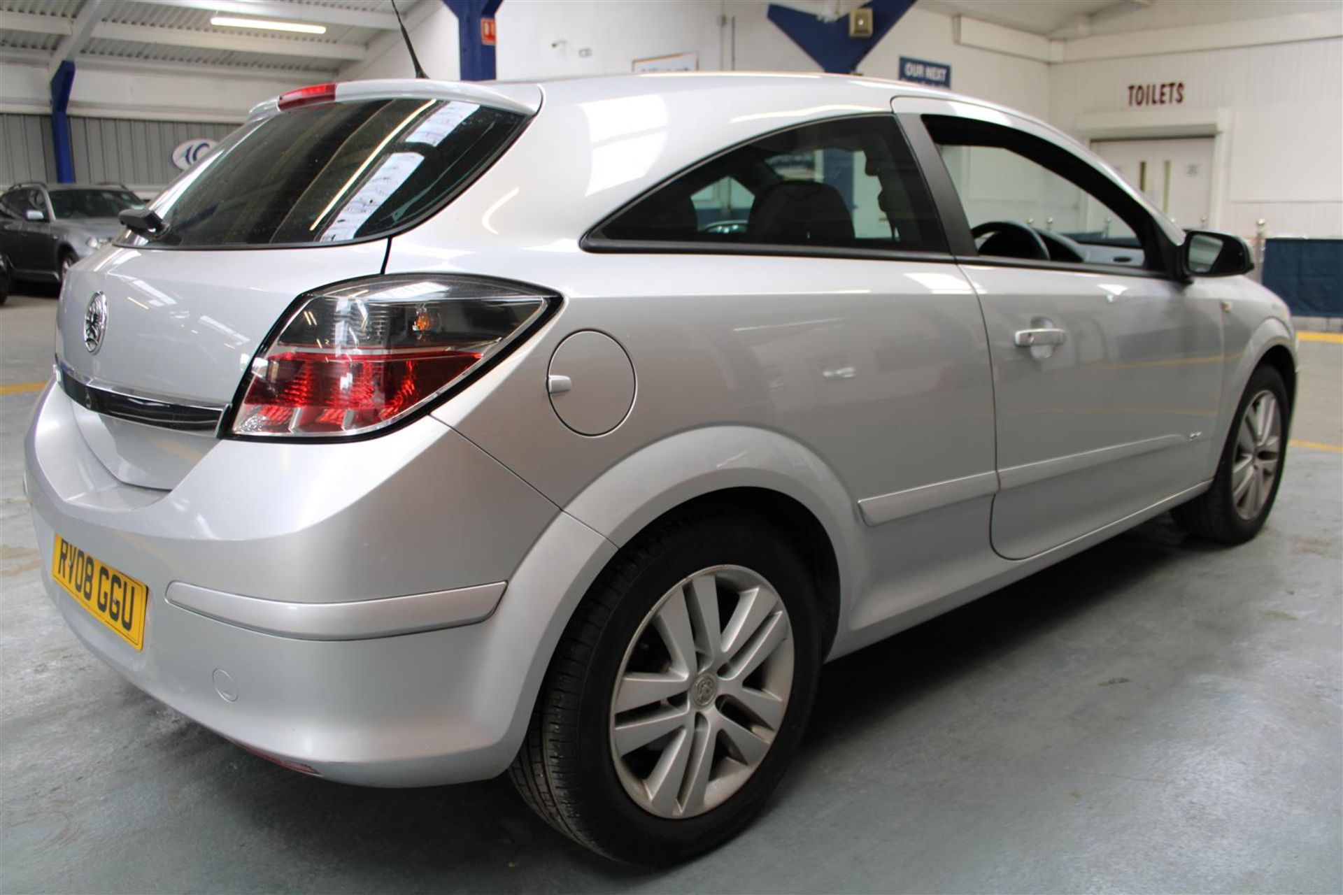 08 08 Vauxhall Astra SXI - Image 5 of 23