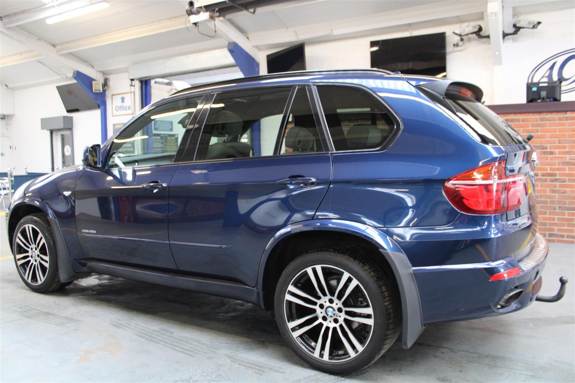 60 10 BMW X5 XDive40D M Sport - Image 3 of 35