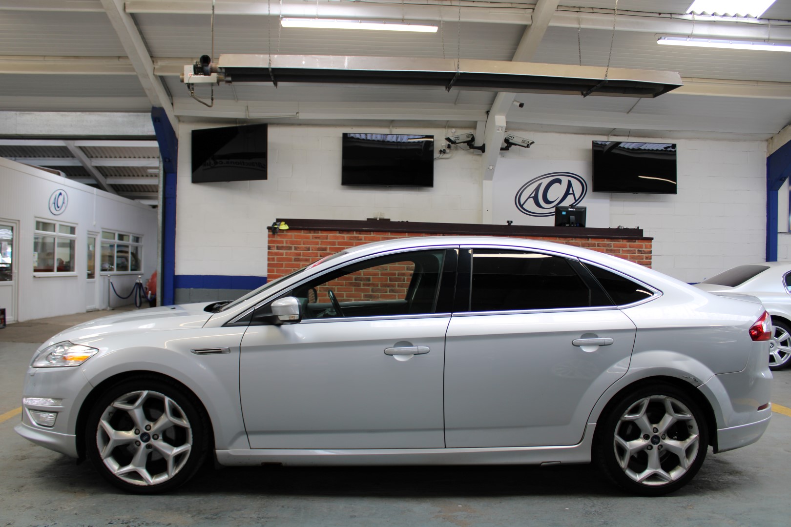 61 11 Ford Mondeo Titanium X Sport T - Image 34 of 34