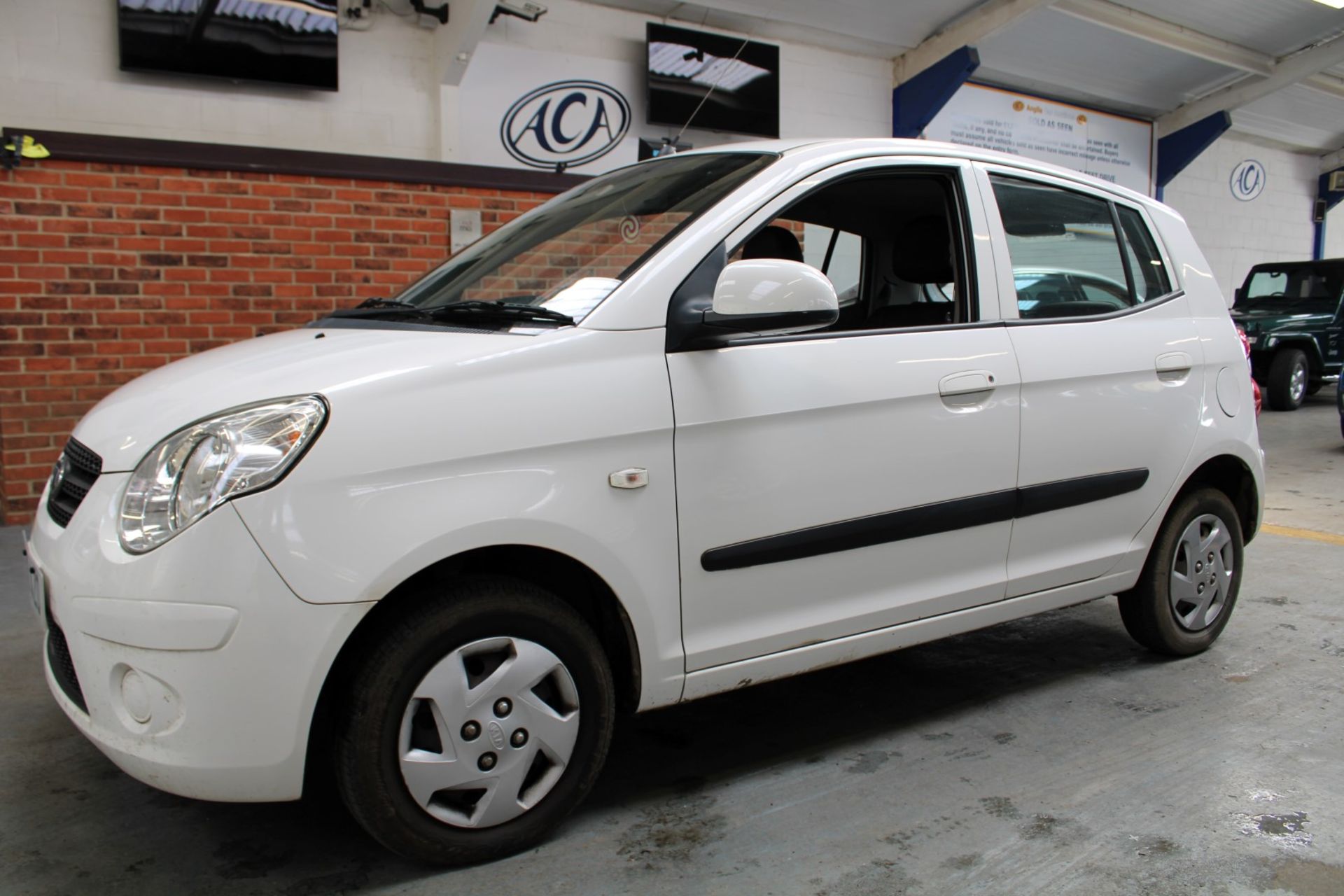 10 10 Kia Picanto 1