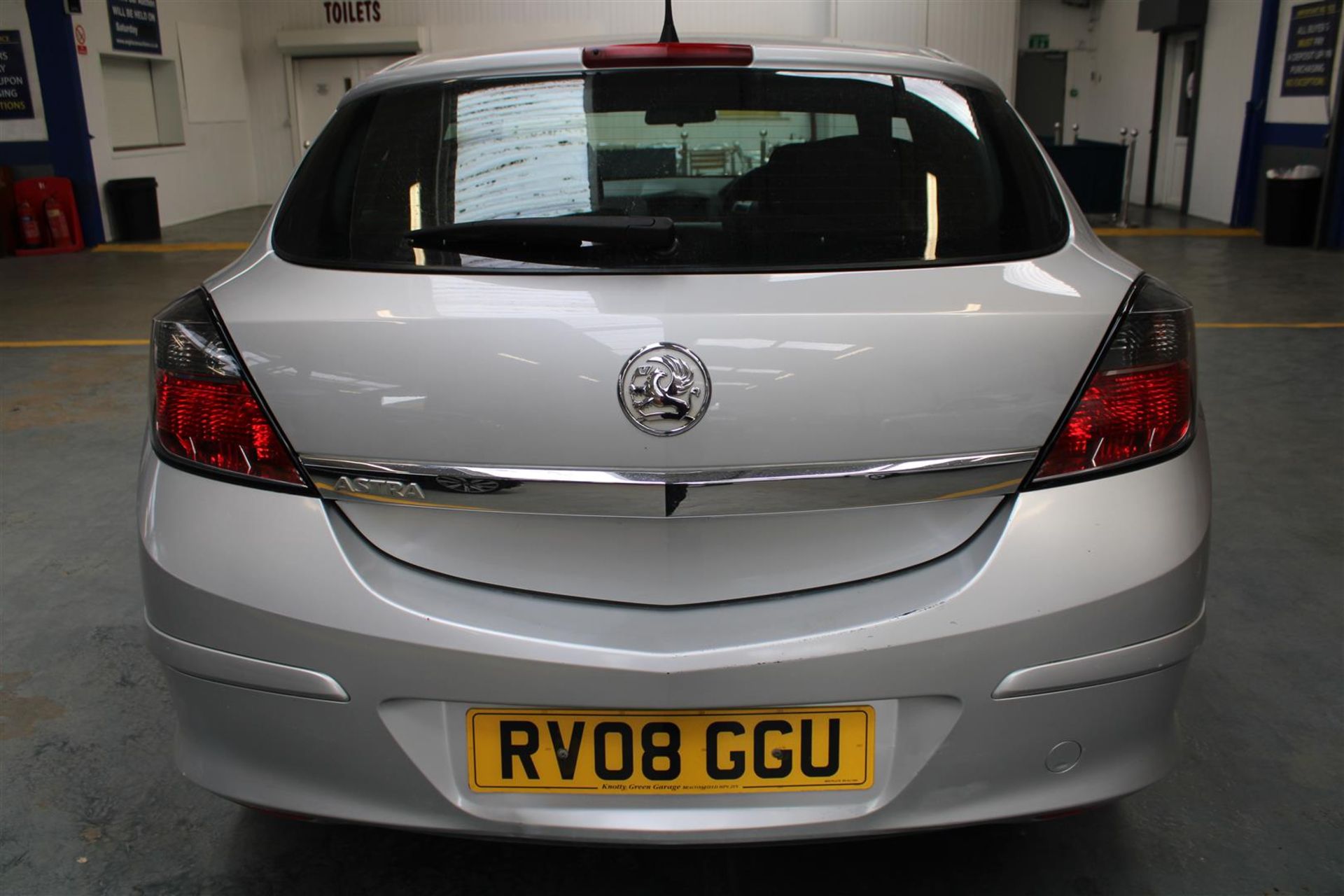 08 08 Vauxhall Astra SXI - Image 4 of 23