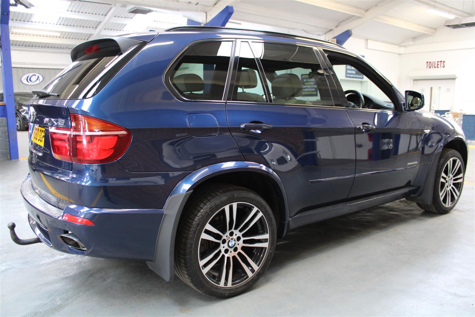 60 10 BMW X5 XDive40D M Sport - Image 32 of 35