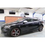 66 16 Volvo V40 R-Design D2