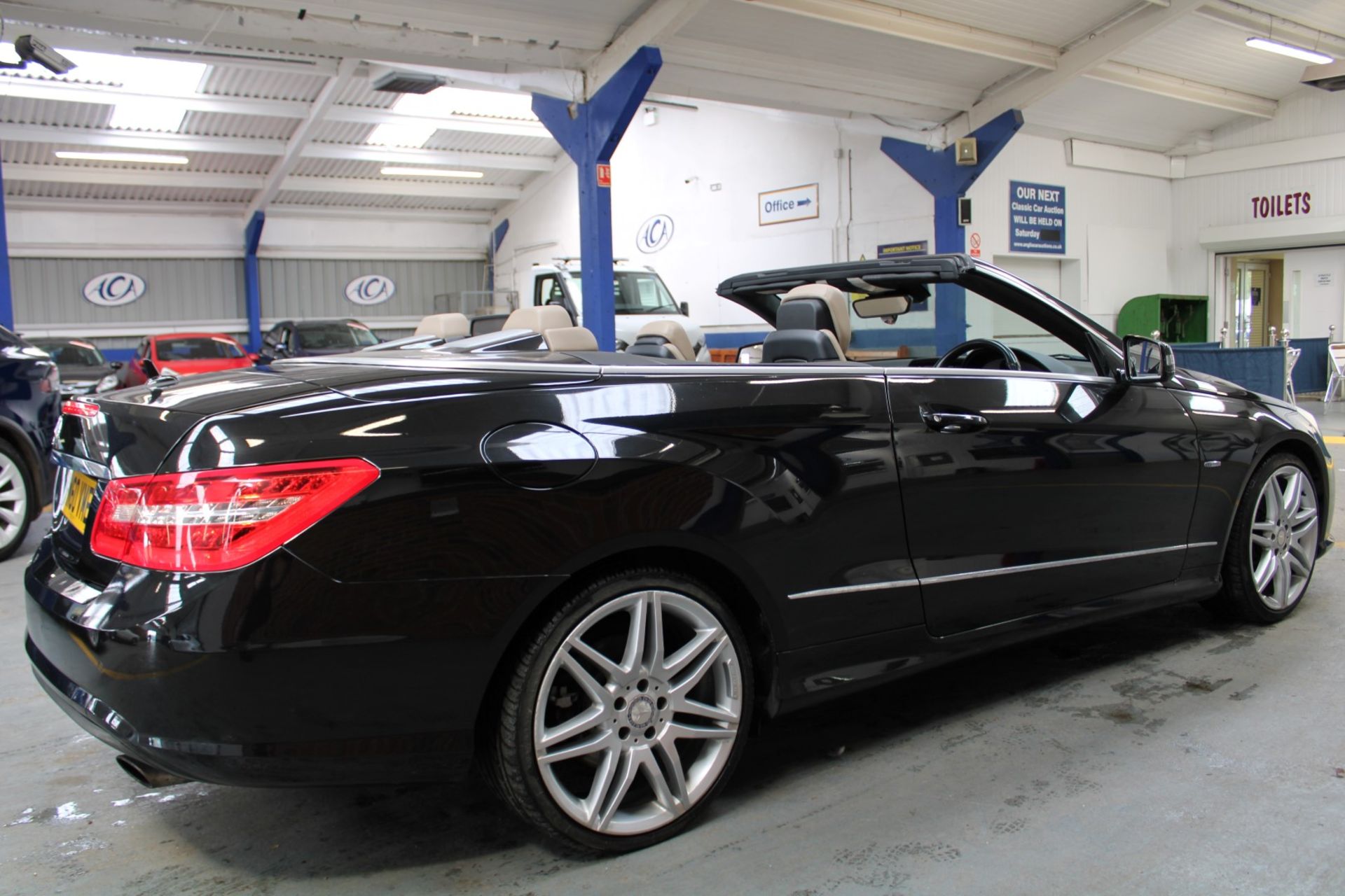 60 10 Mercedes E350 Spt CDI Blue A - Image 29 of 36