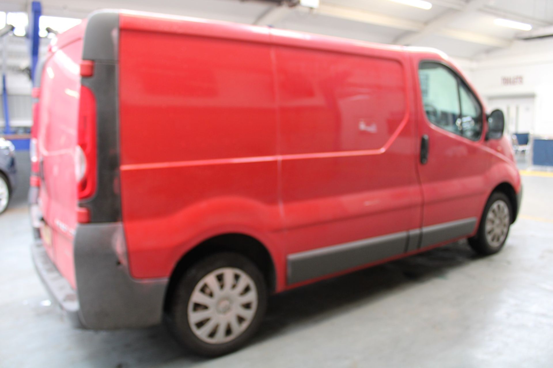 09 09 Vauxhall Vivaro 2700 CDTI SWB - Image 27 of 30