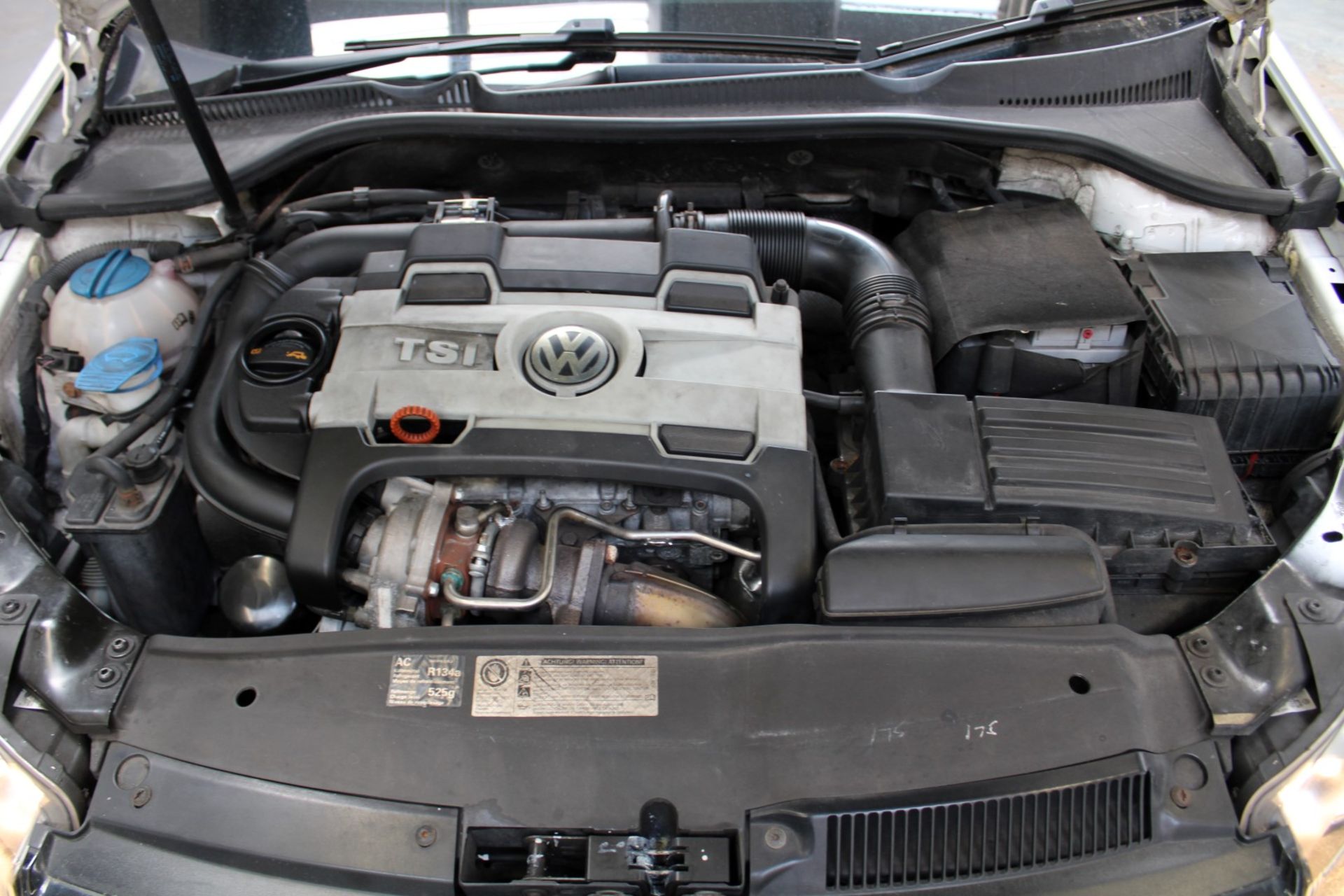 59 09 VW Golf GT TSI - Image 5 of 36