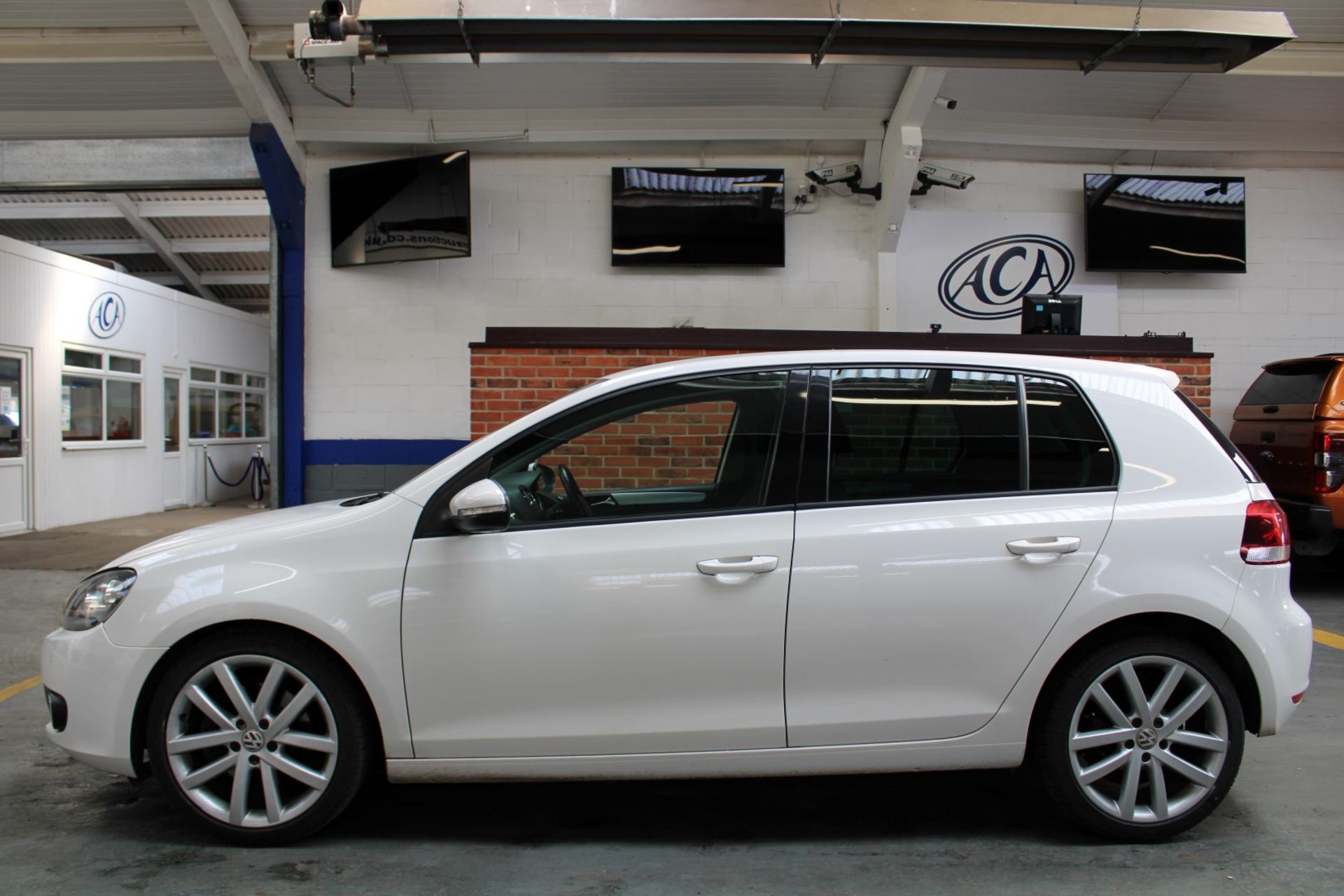 59 09 VW Golf GT TSI - Image 36 of 36