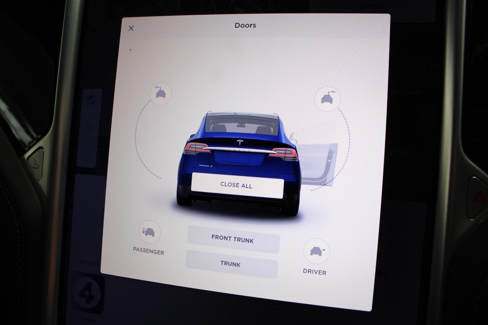 18 18 Tesla Model X 75D - Image 3 of 43