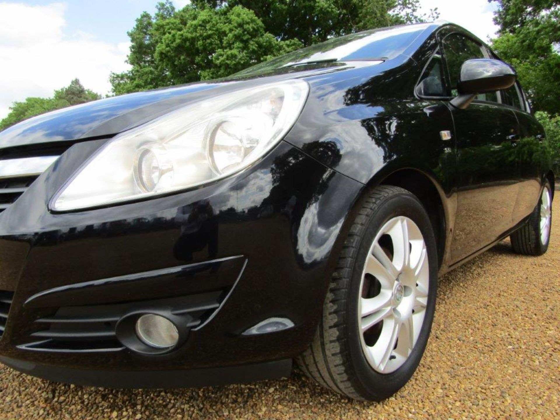 10 10 Vauxhall Corsa SE - Image 9 of 20