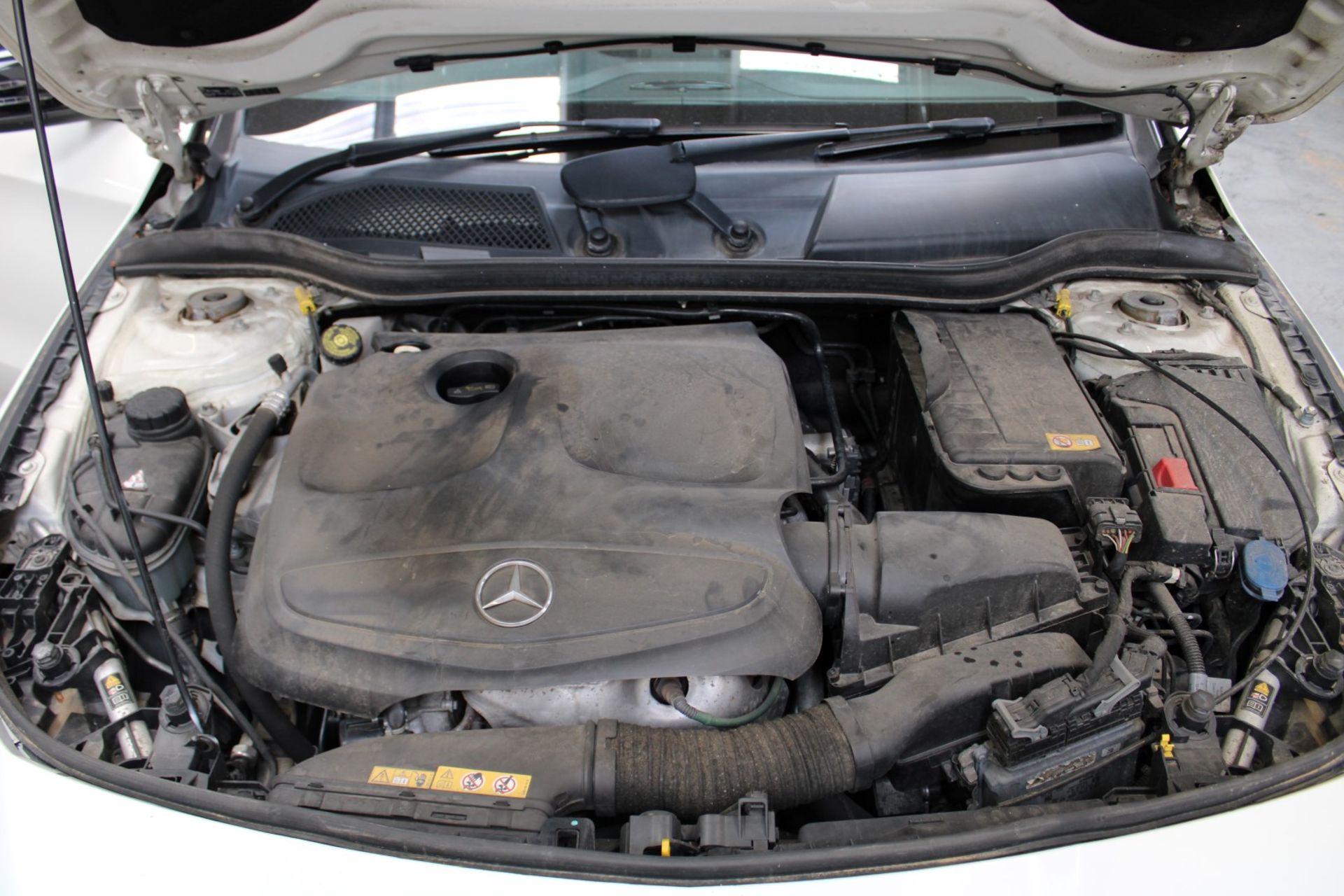 64 15 Mercedes CLA180 AMG Sport Auto - Image 7 of 30