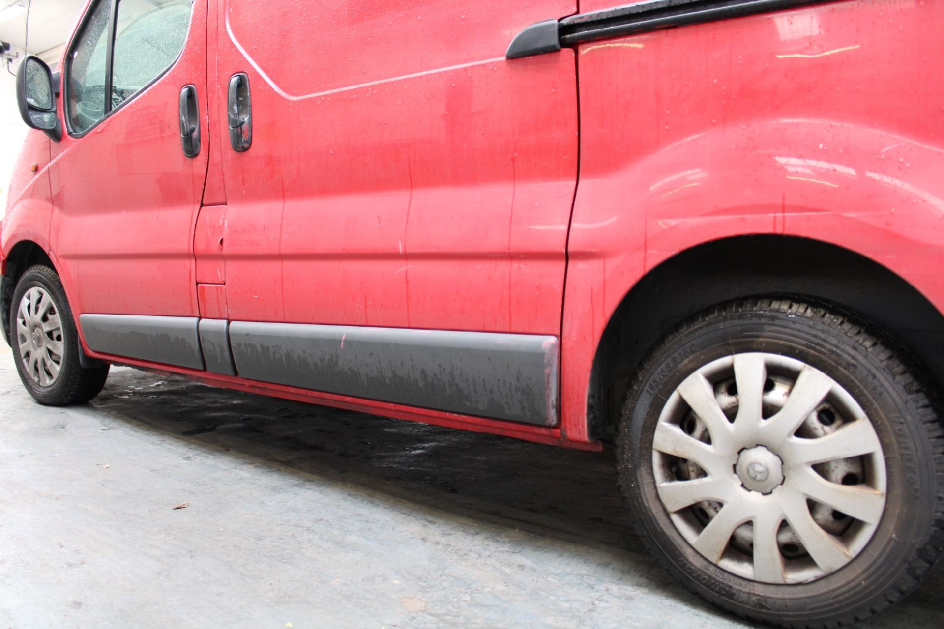 09 09 Vauxhall Vivaro 2700 CDTI SWB - Image 17 of 30