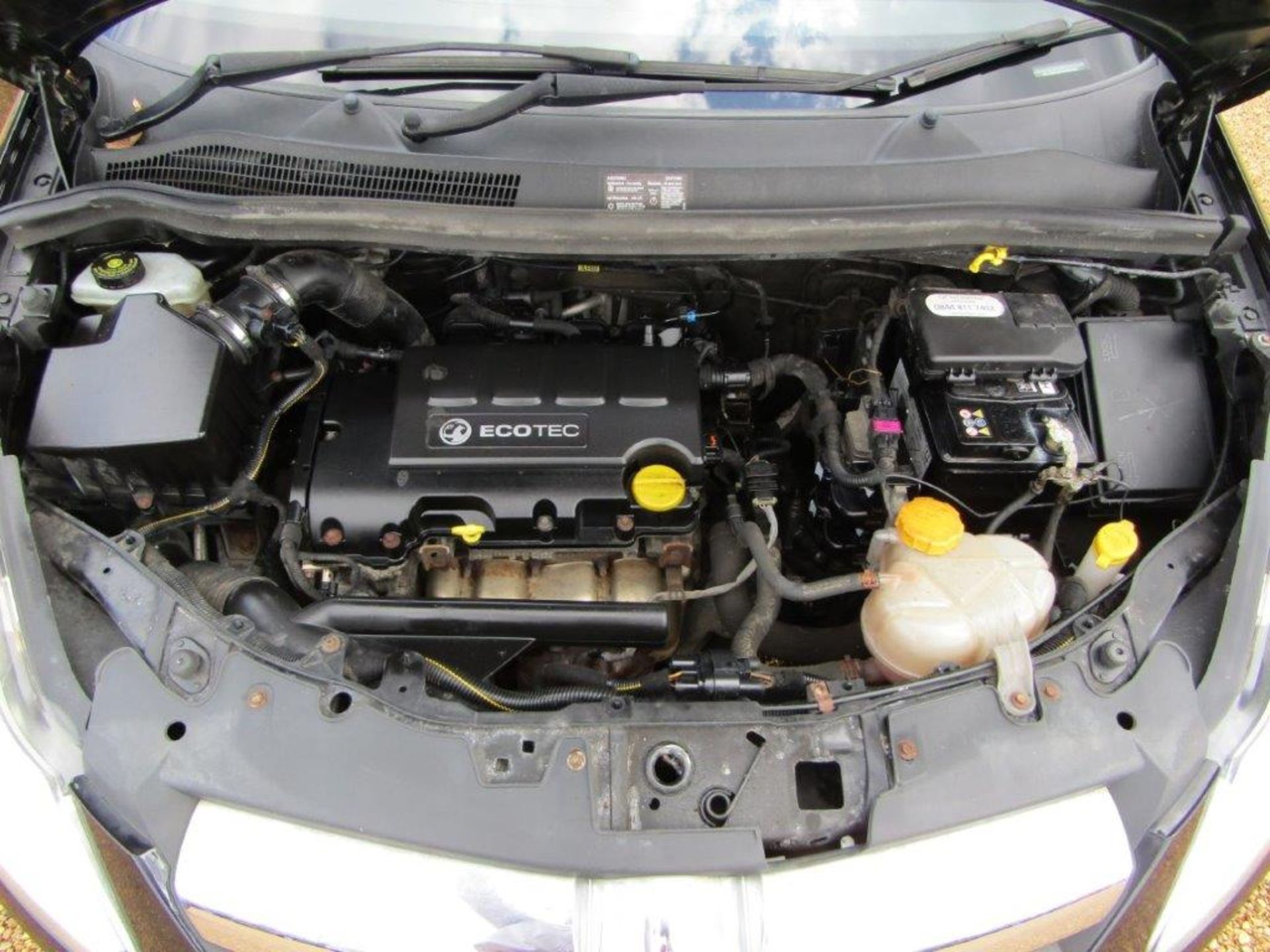 10 10 Vauxhall Corsa SE - Image 3 of 20