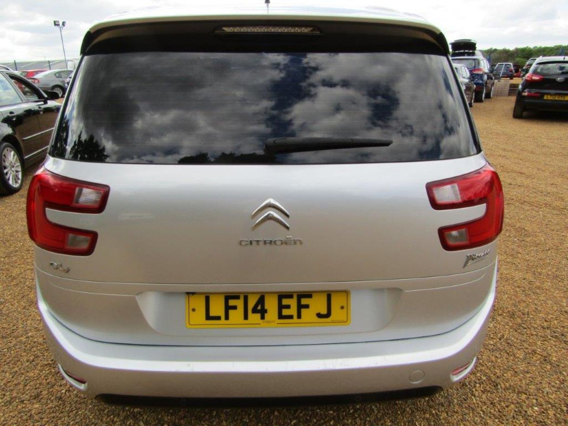 14 14 Citroen C4 Gr Picasso Excl - Image 17 of 18