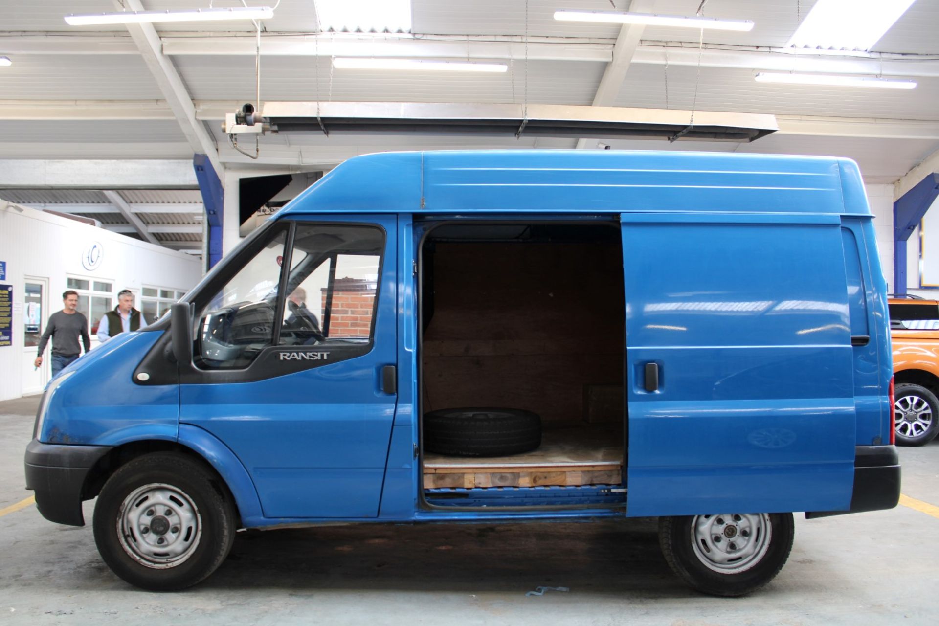 56 06 Ford Transit 100 T330S RWD - Image 33 of 34