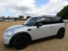 14 14 Mini Cooper Clubman D