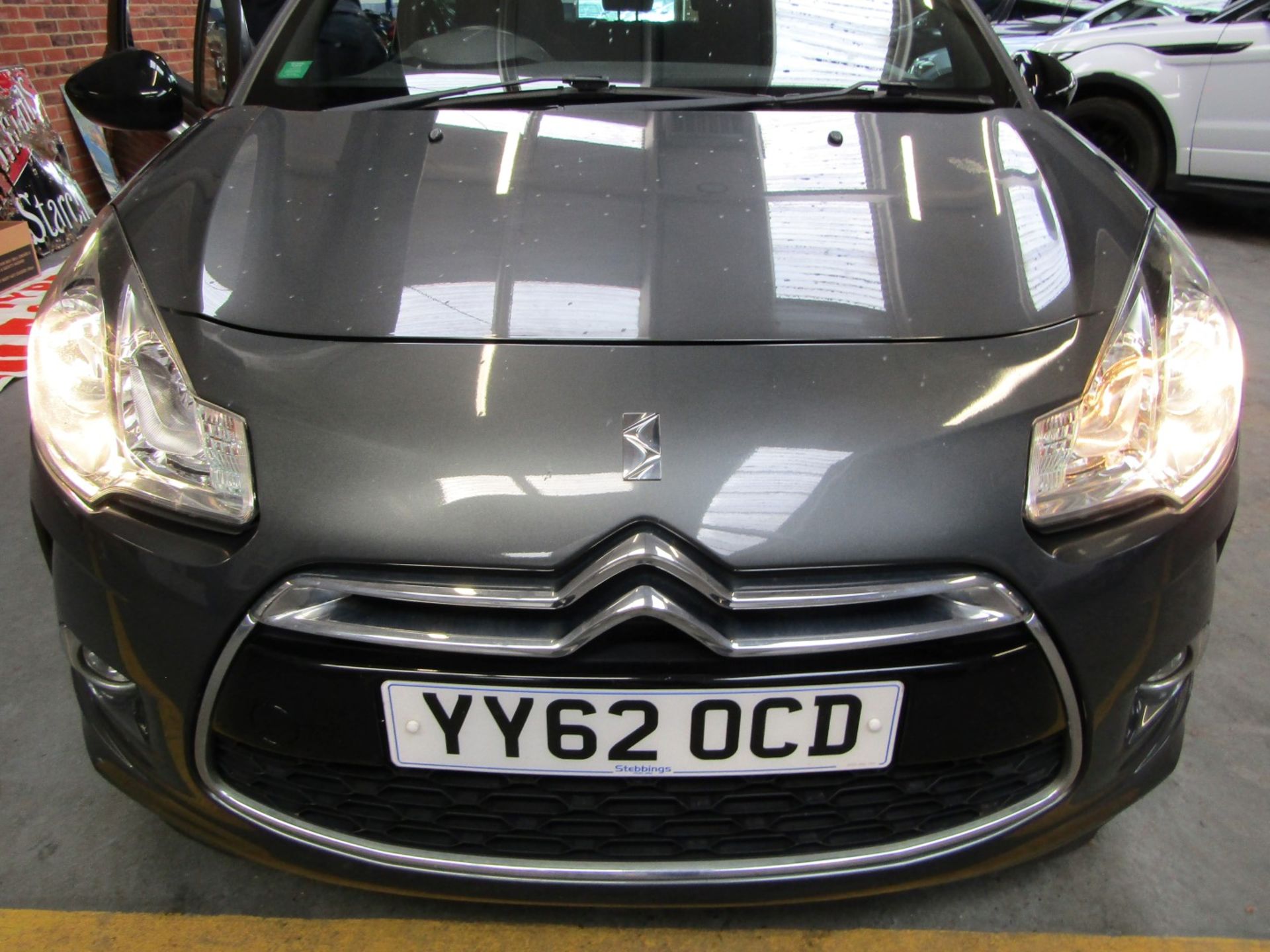 12 62 Citroen DS3 D STYLE E HDI - Image 2 of 12