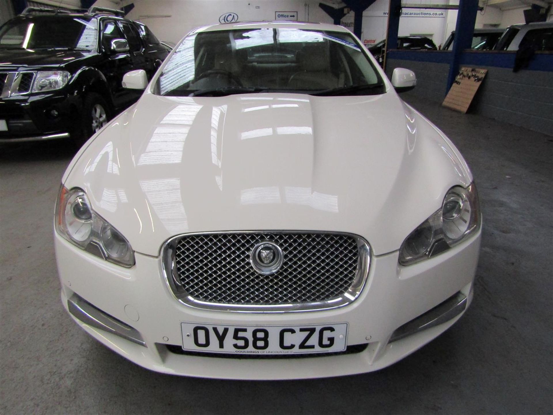 58 08 Jaguar XF Prem Luxury D V6 - Image 2 of 33