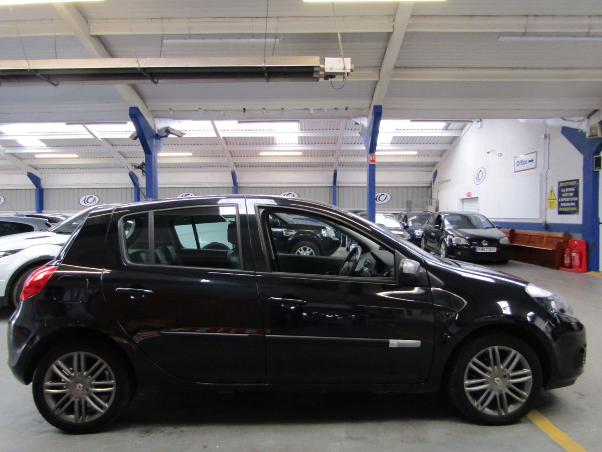 12 12 Renault Clio Dyn Tomtom - Image 7 of 19