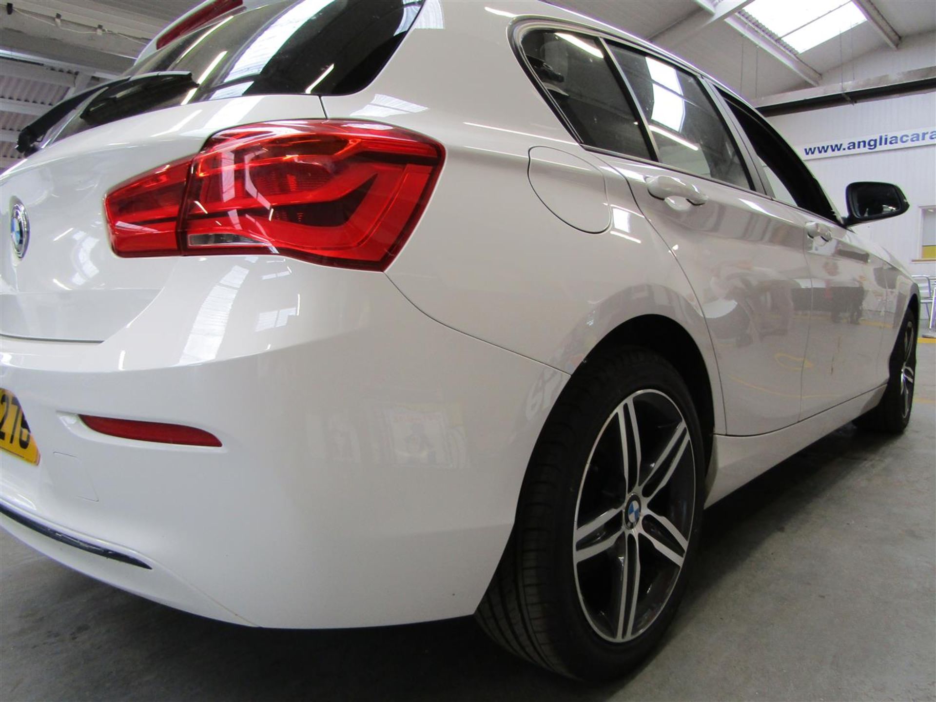 2015 BMW 118 Sport 5dr - Image 10 of 14