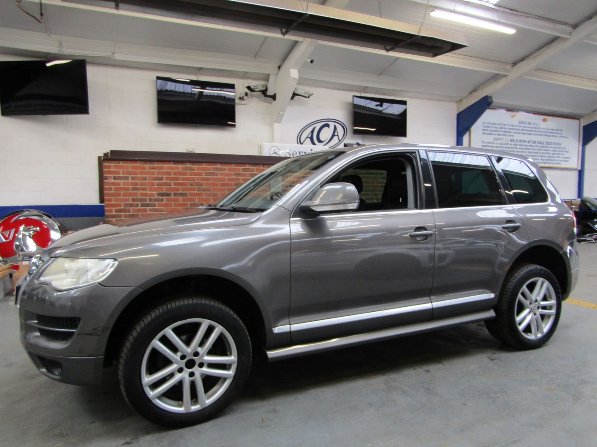 08 08 VW Touareg Altitude TDI