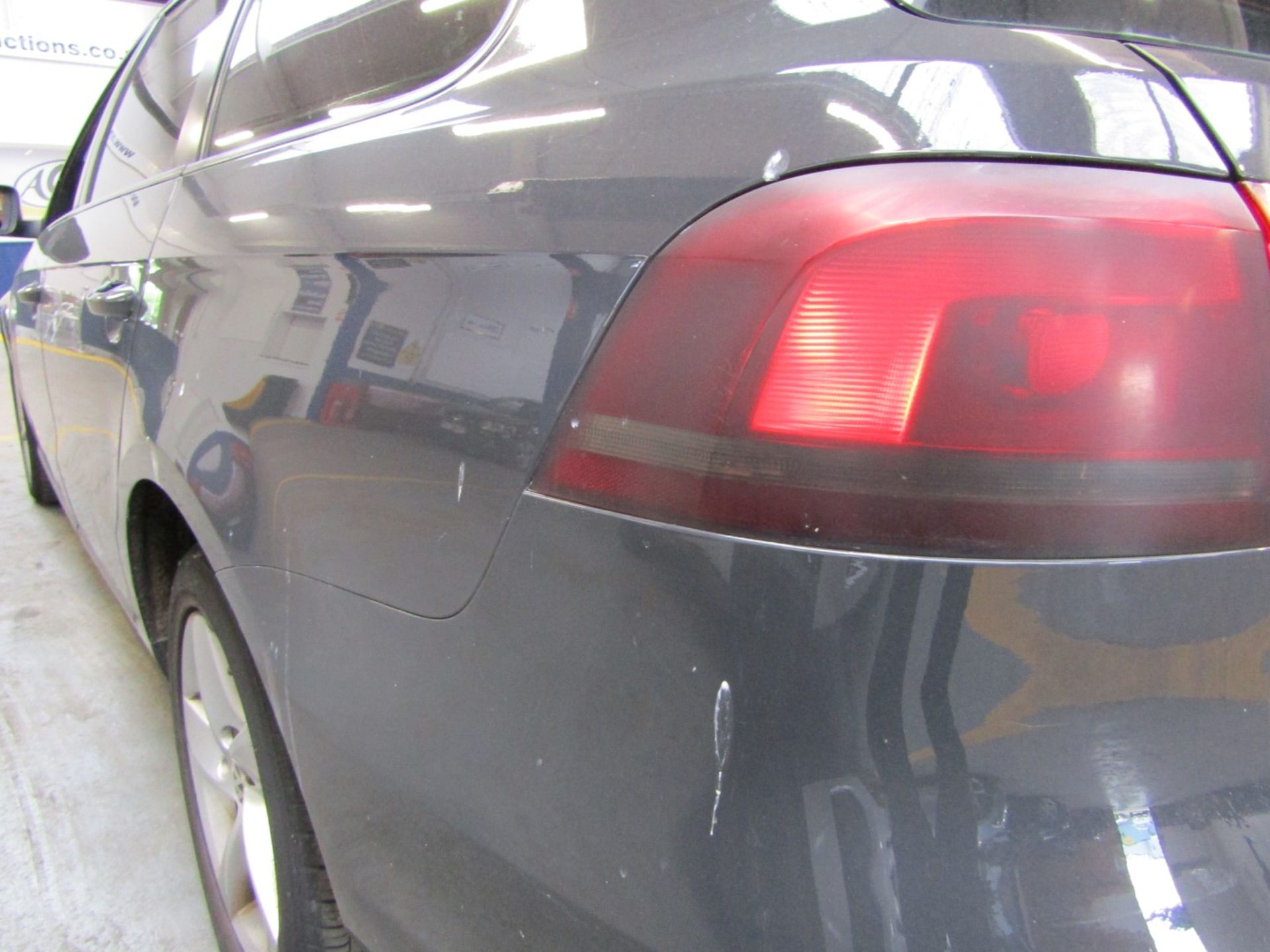 61 12 VW Passat S BM Tech TDI - Image 12 of 24