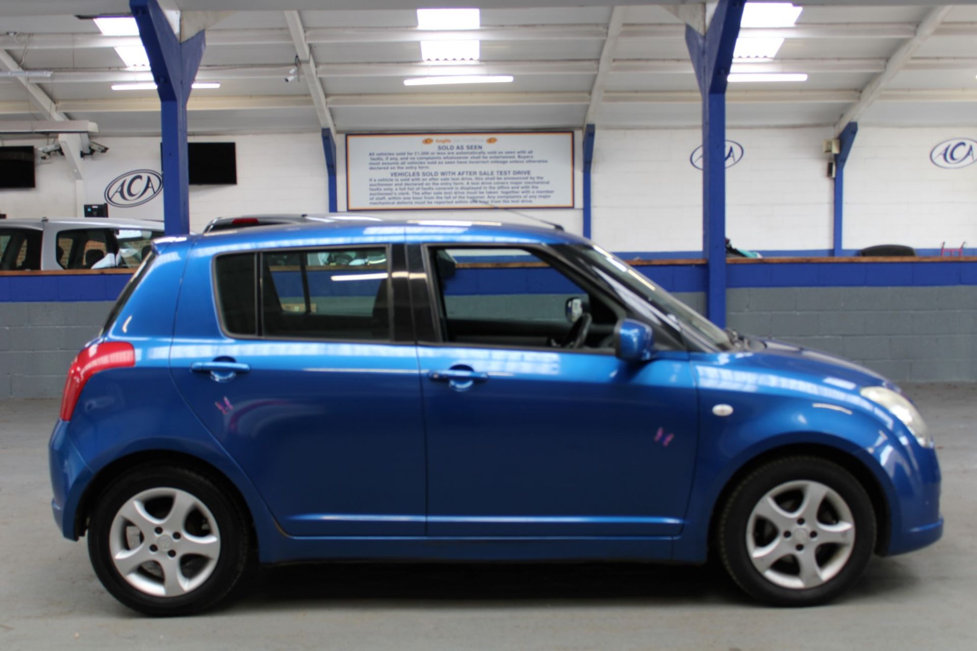 06 06 Suzuki Swift VVTS GLX - Image 25 of 29