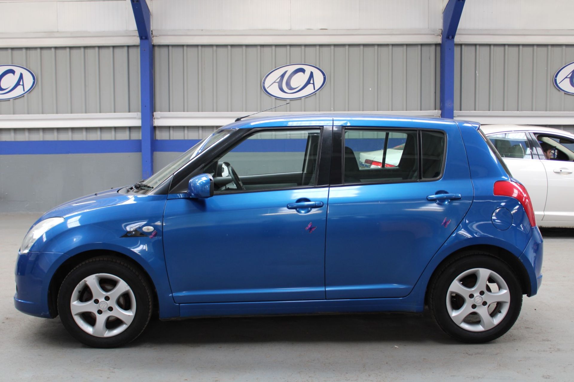 06 06 Suzuki Swift VVTS GLX - Image 29 of 29