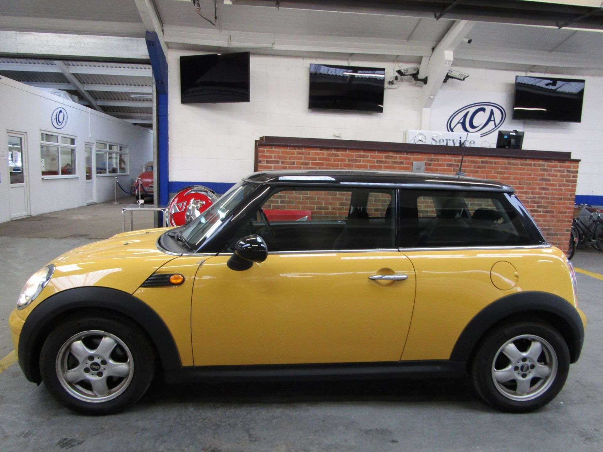 59 09 Mini Cooper - Image 19 of 19