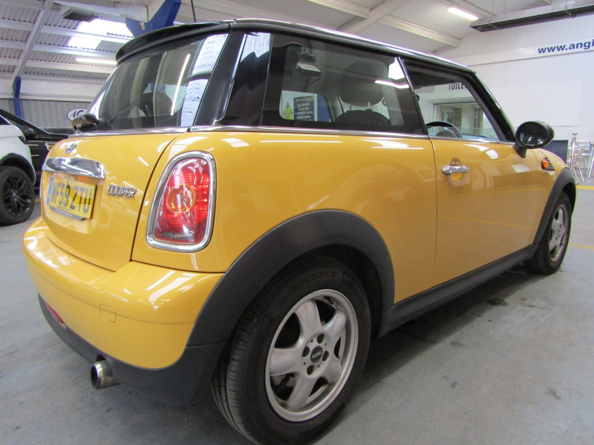 59 09 Mini Cooper - Image 16 of 19