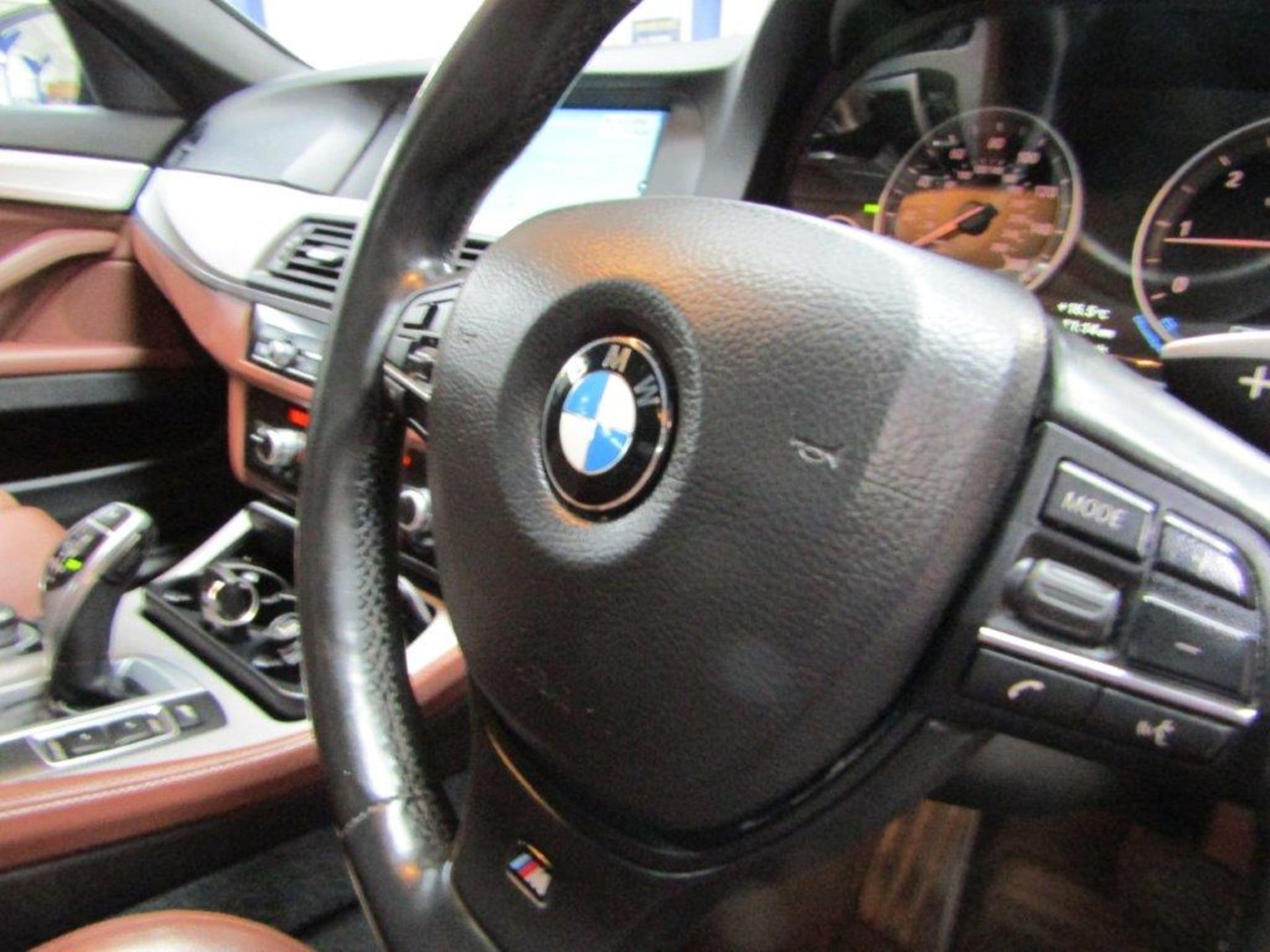 13 13 BMW 520D M Sport Auto - Image 9 of 30