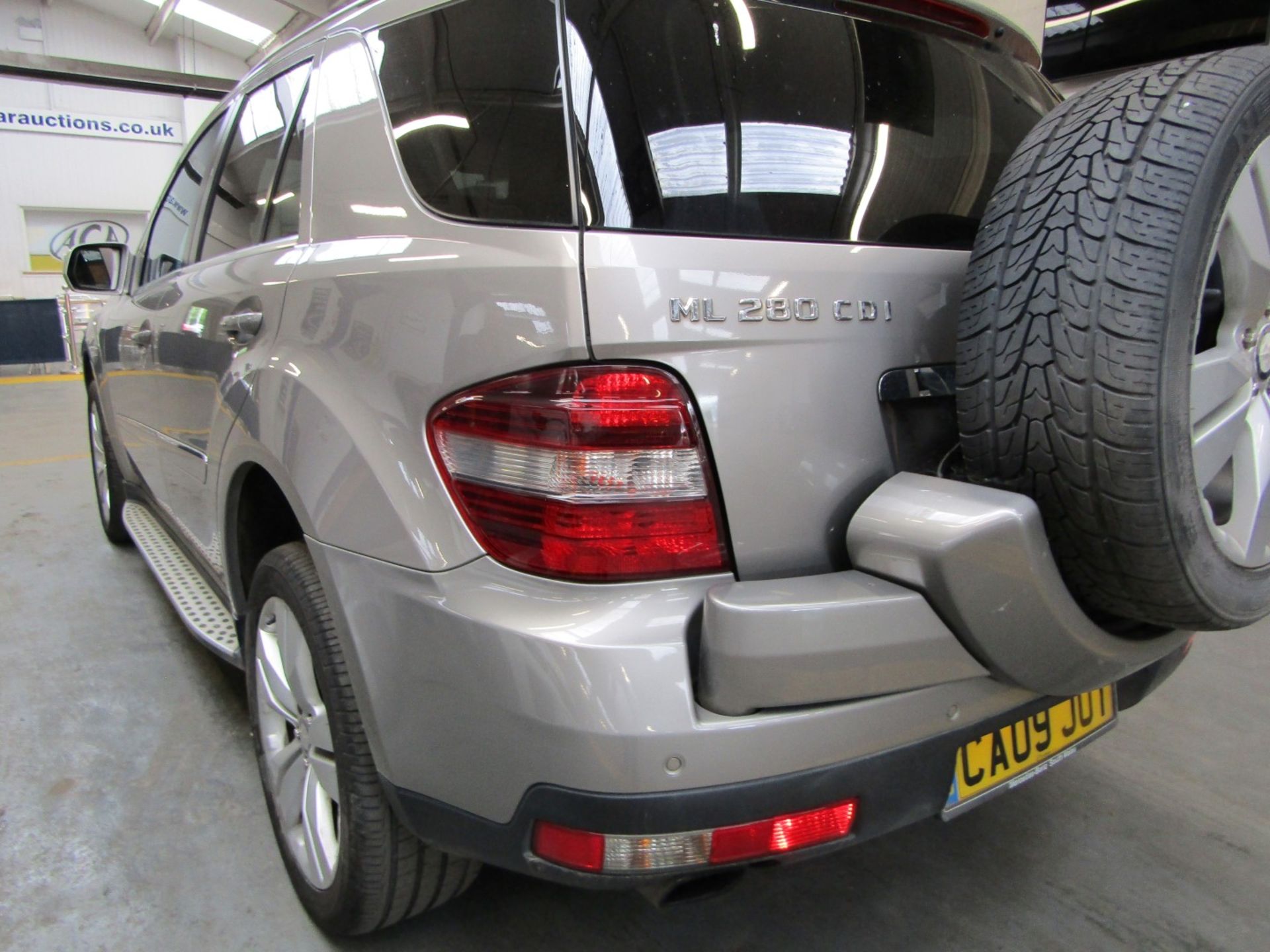 09 09 Mercedes ML280CDI Sport Auto - Image 14 of 15