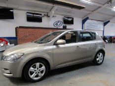 60 10 Kia Ceed 2 CRDI