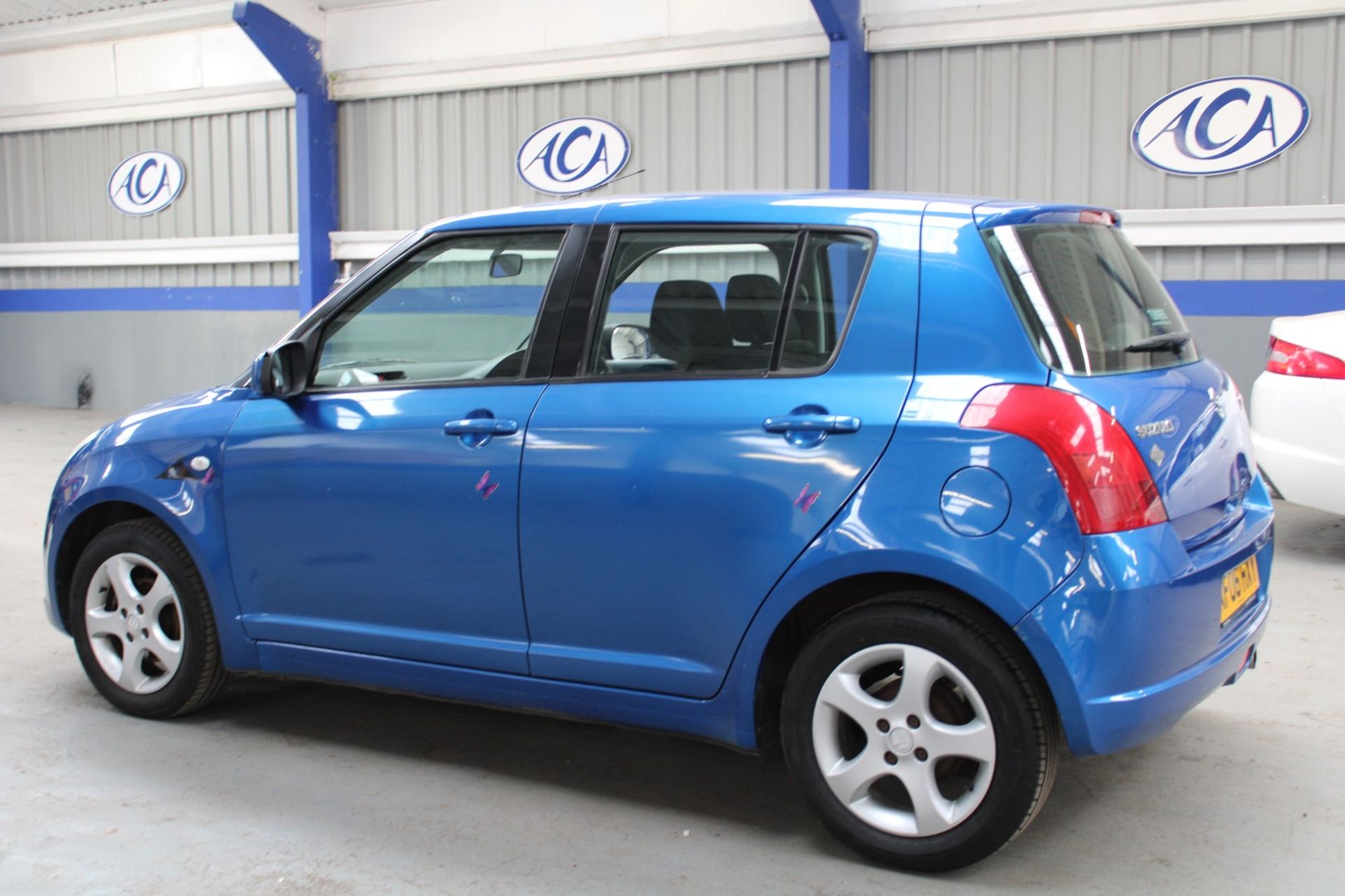 06 06 Suzuki Swift VVTS GLX - Image 28 of 29