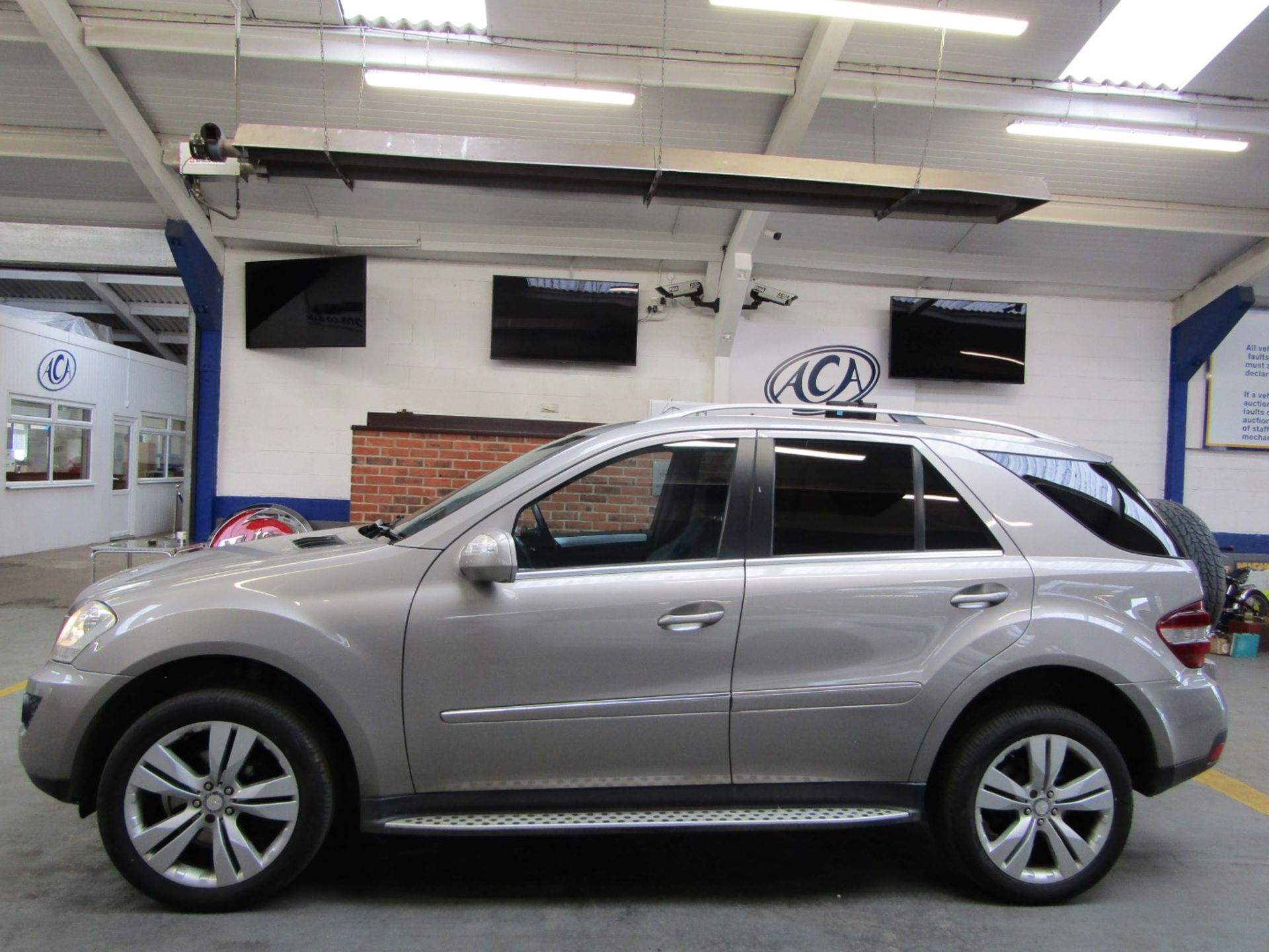 09 09 Mercedes ML280CDI Sport Auto - Image 15 of 15