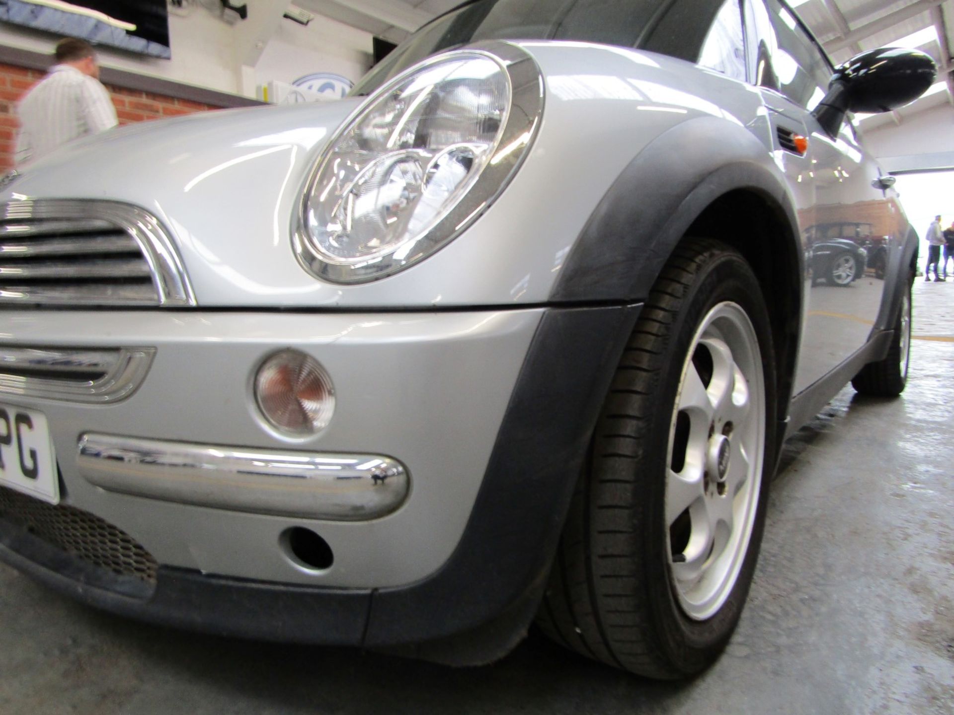 03 03 Mini Cooper - Image 4 of 18