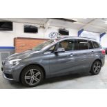 17 17 BMW 216D Sport